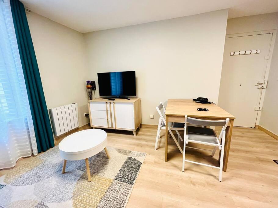 The Cocoon In The Center Of Senlis Apartment Senlis  Exterior foto